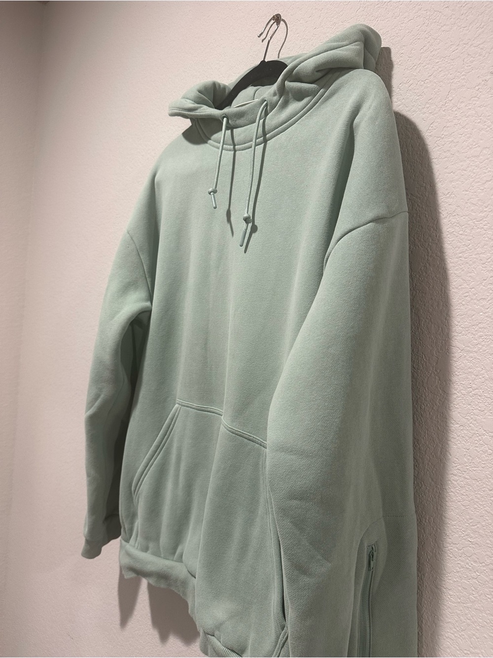COMFRT Airplane Mode Hoodie – Sage Green Unisex Size Large